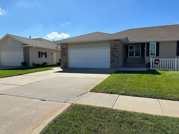 1207 Jonathan Cir, Norfolk, NE 68701