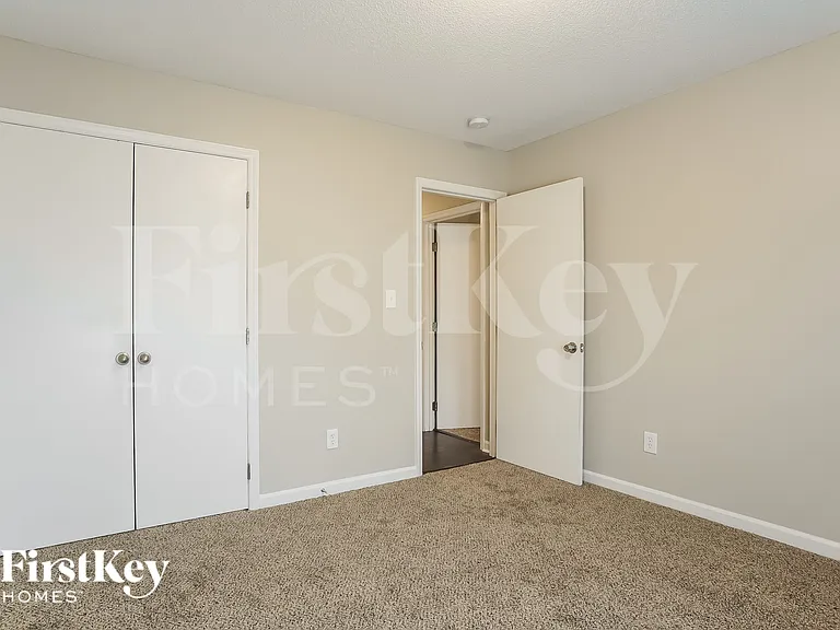 1916 Ranch Mill Cir — Photo 15
