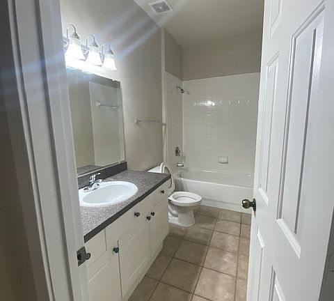 5th image of 2249 Portofino Pl #1