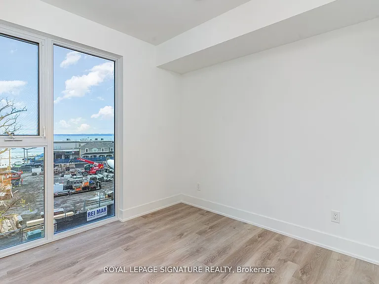 370 Martha St #304 — Photo 20