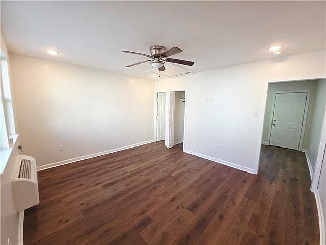 2nd image of 4526 N Robertson St #D