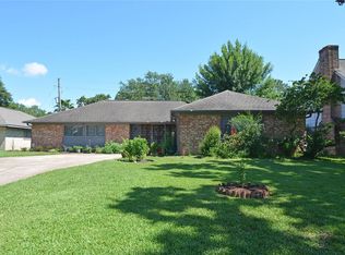 10338 Summerhill Dr, Houston, TX 77070