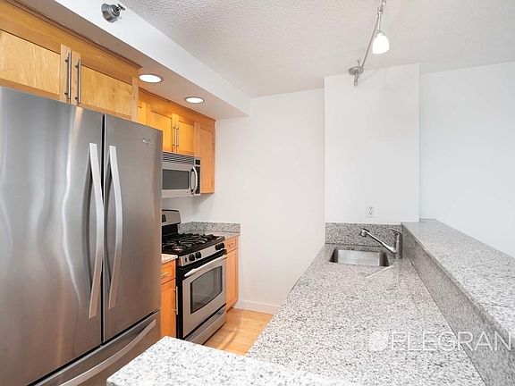 5th image of 53 Boerum Pl APT 6C