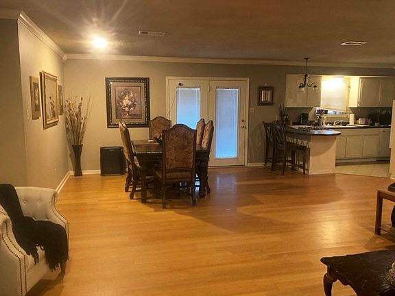 Open living/ dining
