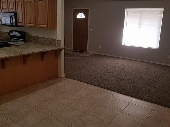 4th image of 4893 N Famoso Dr
