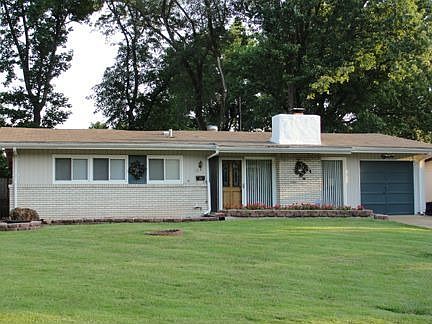 Open, vaulted & spacious.