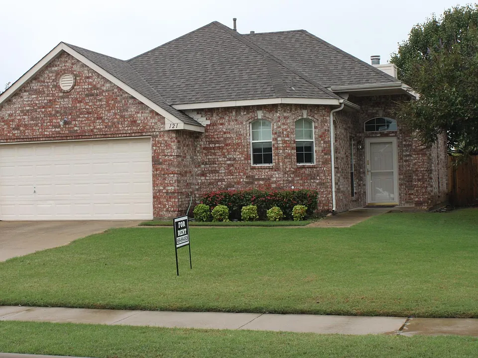 121 Pinion Ln