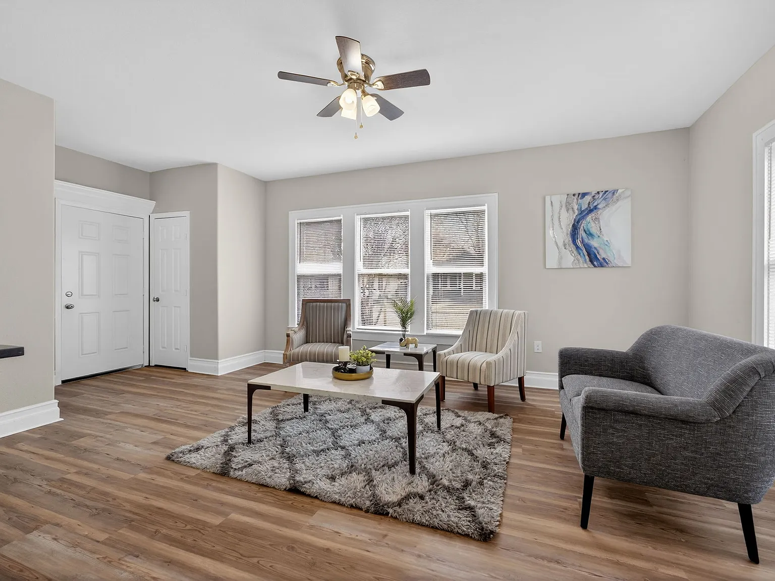 4 bed, 1303 sqft, $1,675 — Photo 4
