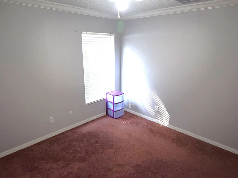 500 Lake Charles Dr — Photo 31