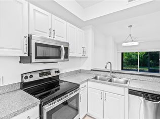 5480 16th Pl SW APT 203, Naples, FL 34116
