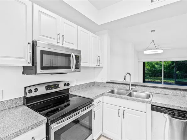 5480 16th PL SW #203, NAPLES, FL 34116