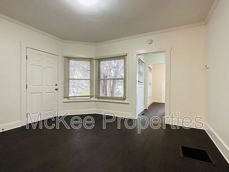 2140 1st Ave #1 — Photo 6