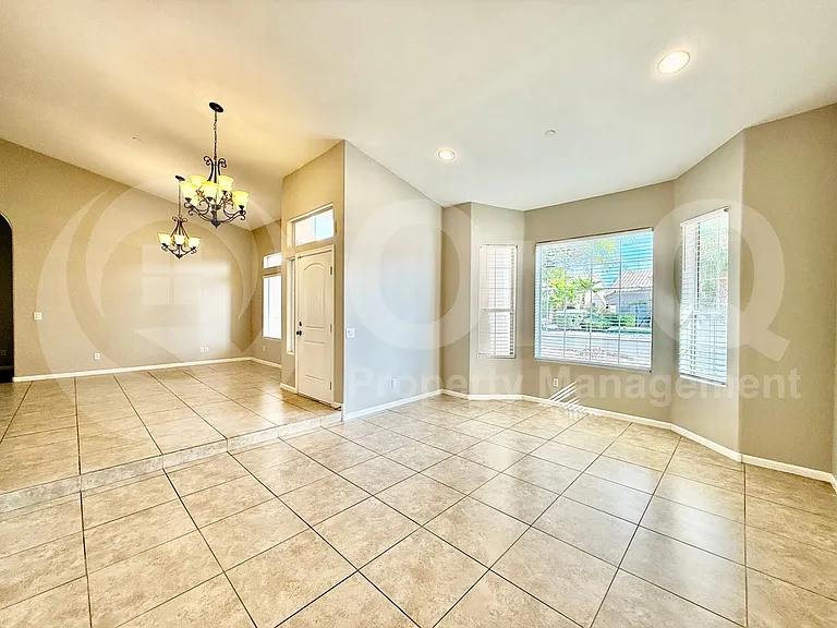 11130 W Dana Ln — Photo 4