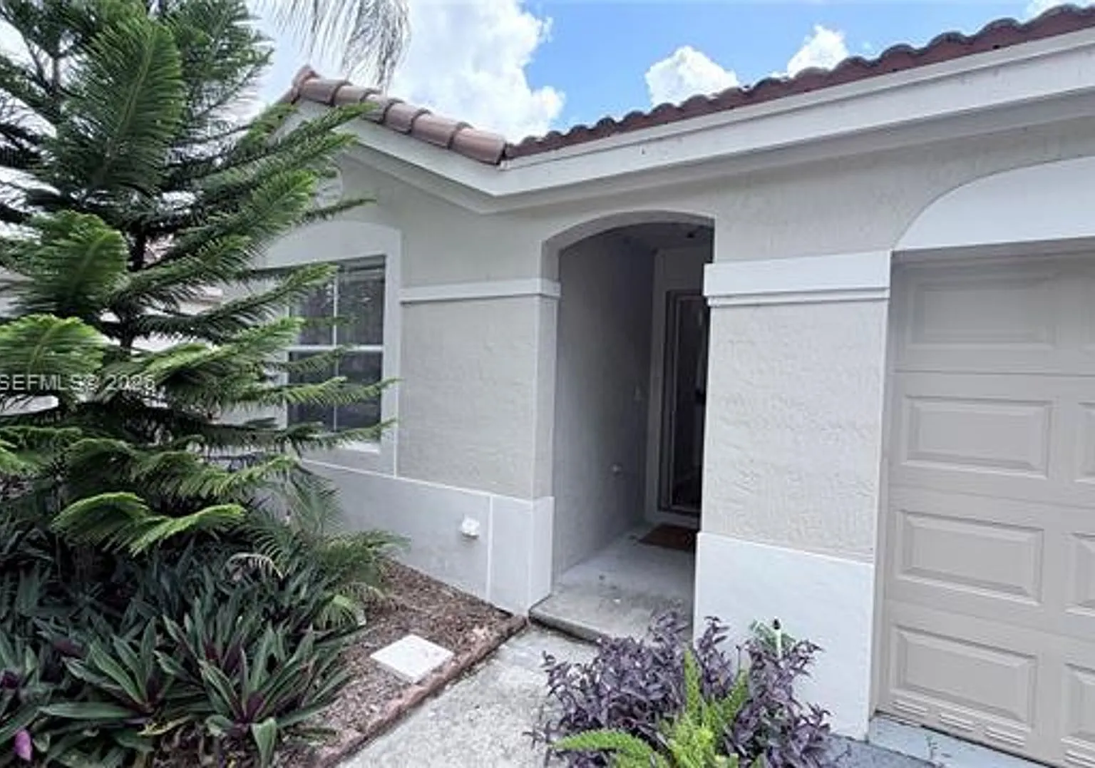 2020 Andromeda Ln # 0, Weston, FL 33327 — Photo 3