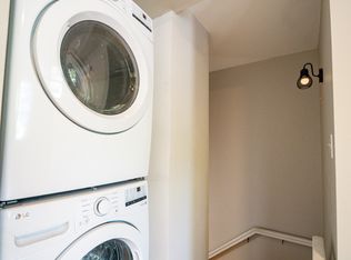 19 Pleasant St APT 20, Cambridge, MA 02139