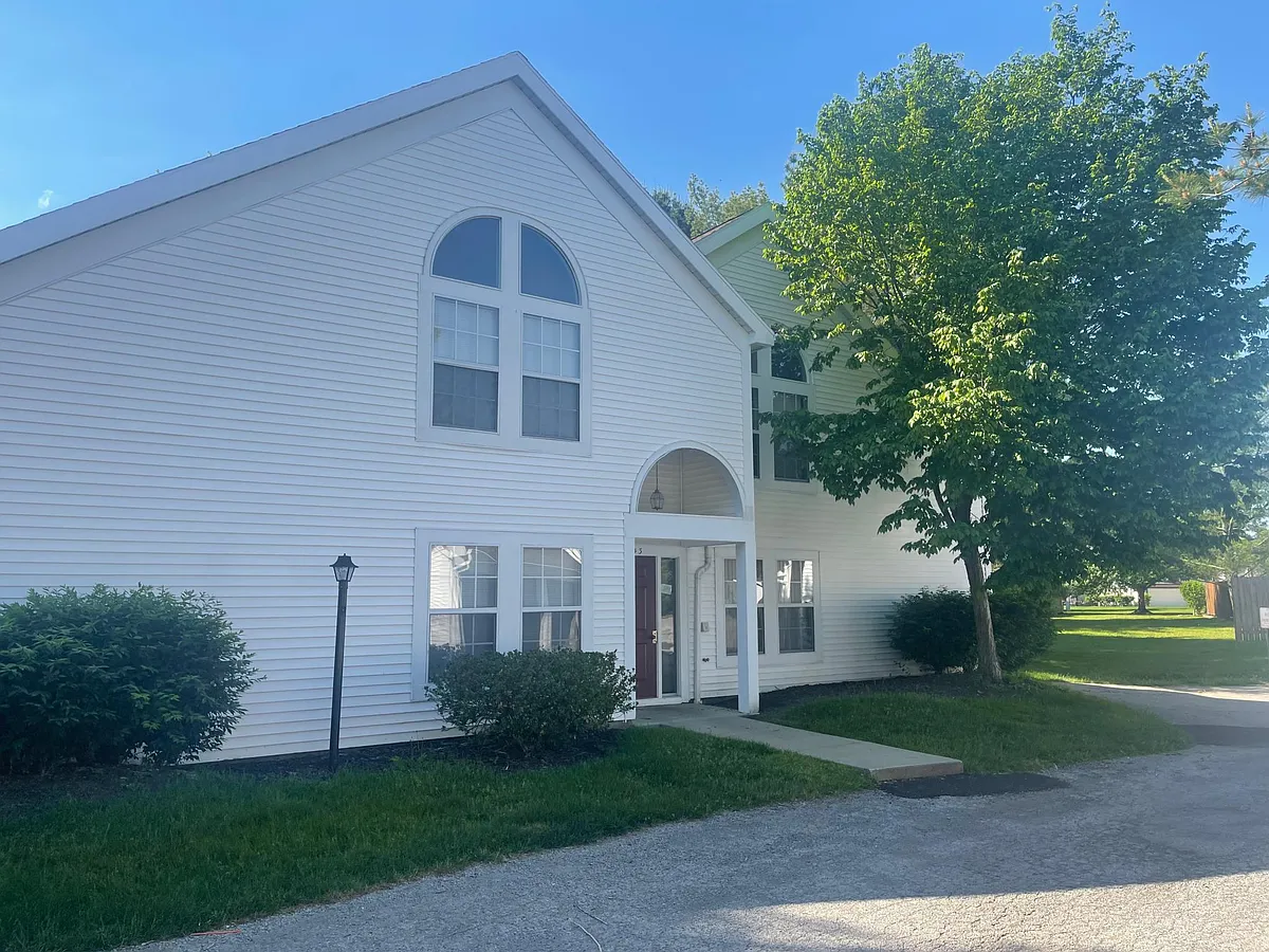 Building Photo - 1333 Red Tail Hawk Ct