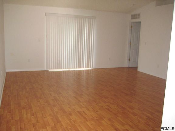 3rd image of 37 Peppercorn Ln
