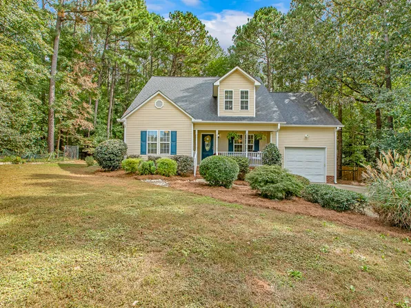 105 Jared Dr, Fuquay Varina, NC 27526