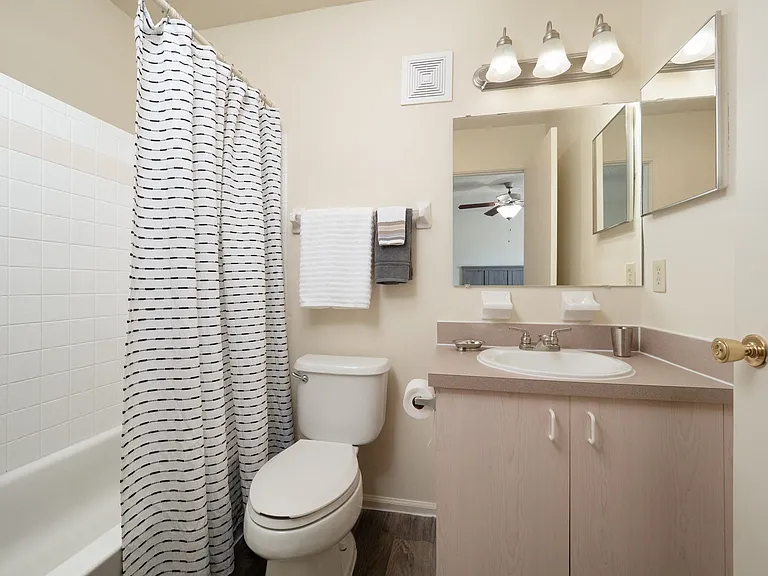 Stoneridge Apartments — Photo 25