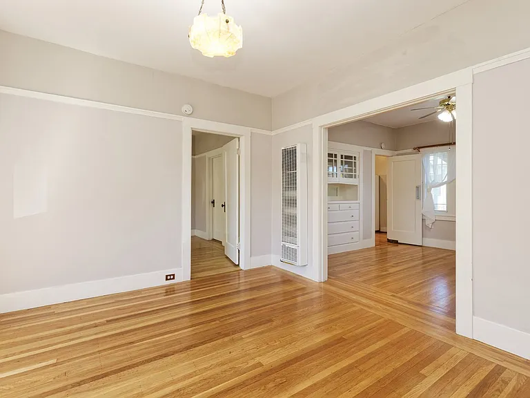 6366 Racine St — Photo 1