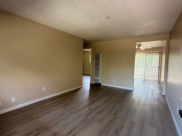 985 30th Ave, 985 30th Ave APT 12, Santa Cruz, CA 95062