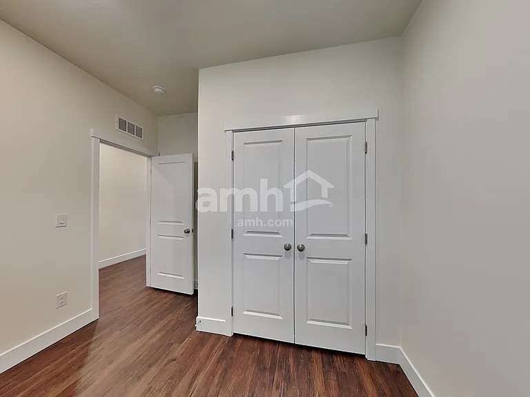 3112 N Vigo Ave — Photo 9