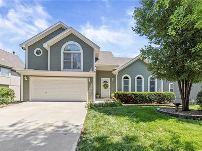 1202 Aspen Dr, Smithville, MO, 64089