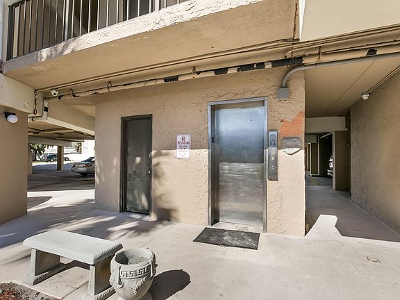 5th image of 731 1st St S APT 2E