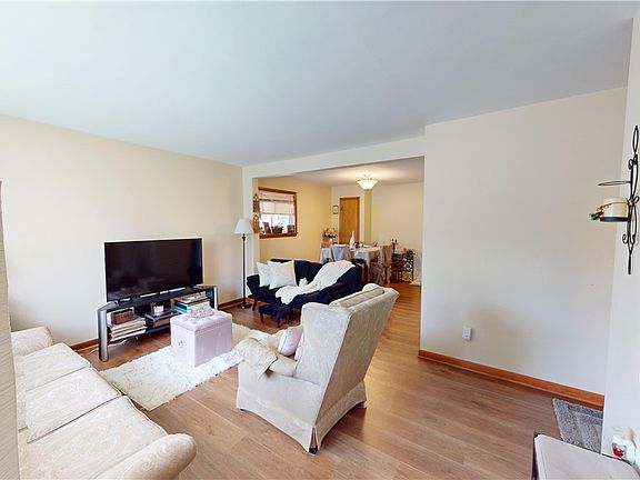 5th image of 1227 Georgia Ave