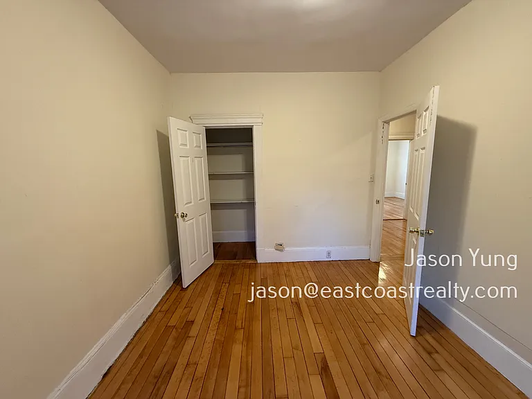 21 Royce Rd #208 — Photo 2