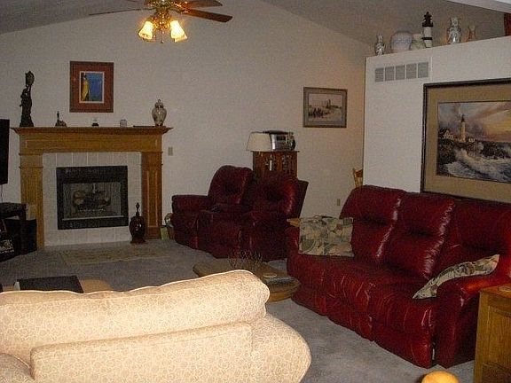 2nd image of 2186 Heron Ln