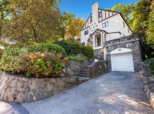 49 Walbrooke Road, Scarsdale, NY 10583