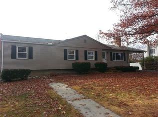 7 Dunn St, Chicopee, MA 01020