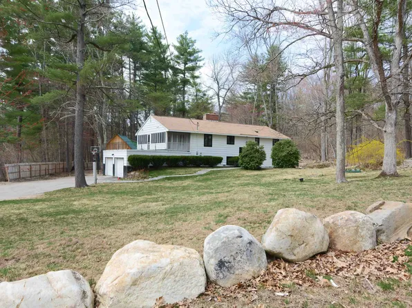 44 Howe Lane, Hollis, NH 03049