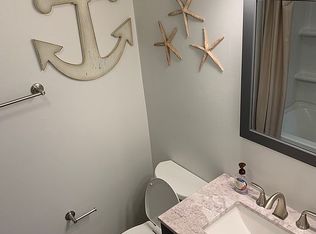 125 Division St APT C, East Peoria, IL 61611