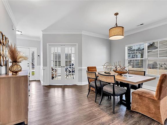 4th image of 5597 Marblehead Dr