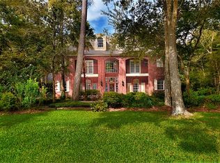 7 E Shaker Ln, The Woodlands, TX 77380