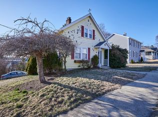 38 Endicott Rd, Stoneham, MA 02180