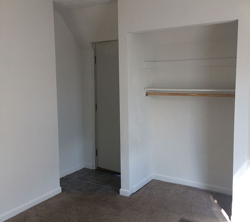 1st image of 711 1/2 S 20th St