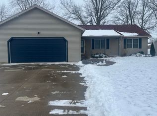 5268 Edgewood St, Celina, OH 45822