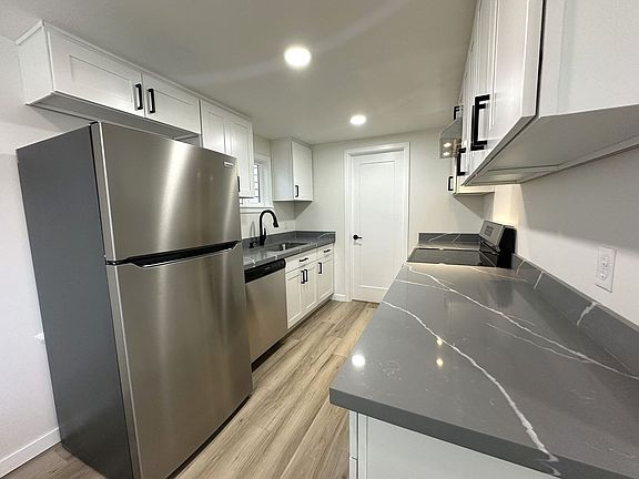 4th image of 2223 Wetmore Ave APT 5