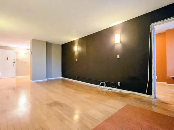 118-18 Union Turnpike image 9 of 29