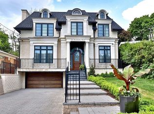 276 Strathallan Wood, Toronto, ON M5N 1T6