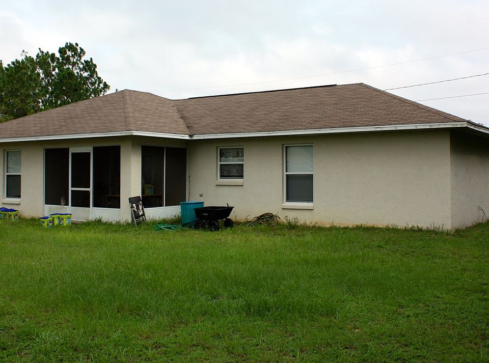 2nd image of 25 Hemlock Ln
