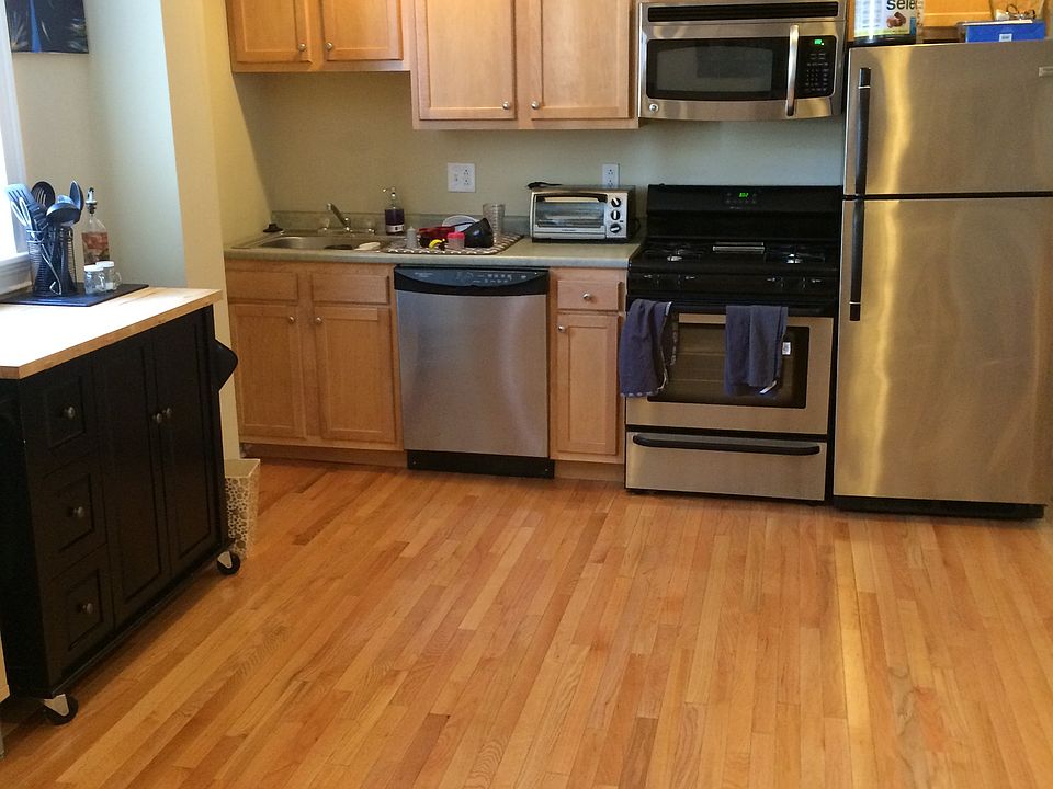 1st image of 2327 Brown St #1
