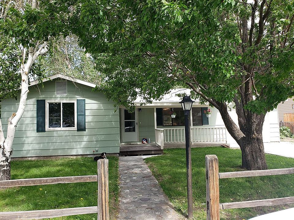 1st image of 605 Summit Dr
