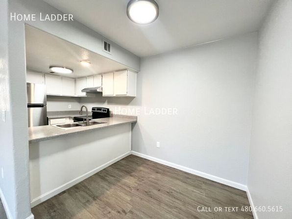 4957 S Park Ave #101