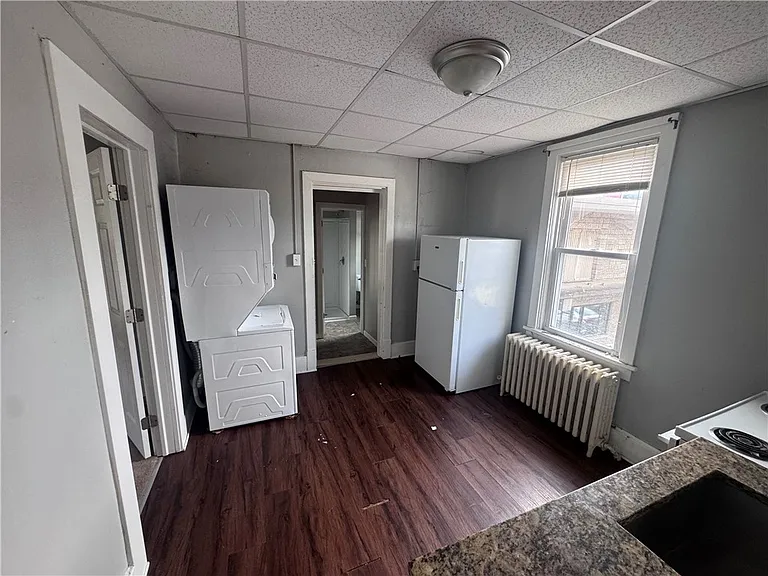 520 Brinton Ave #2R — Photo 6