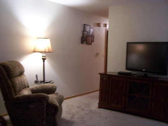 4th image of 2306 Joanna Ave