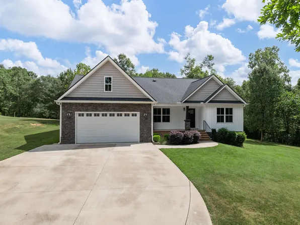 10938 Reidville Rd, Greer, SC 29651